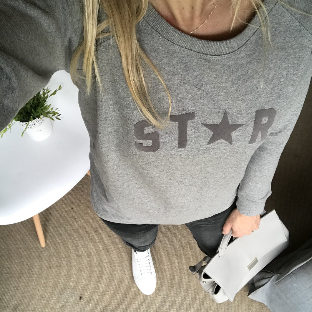 PRE-LOVED STAR sweatshirt