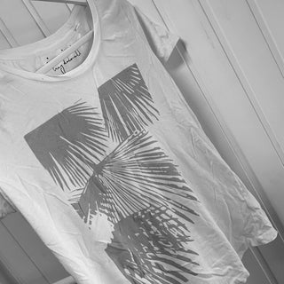 Palms tee *preloved*