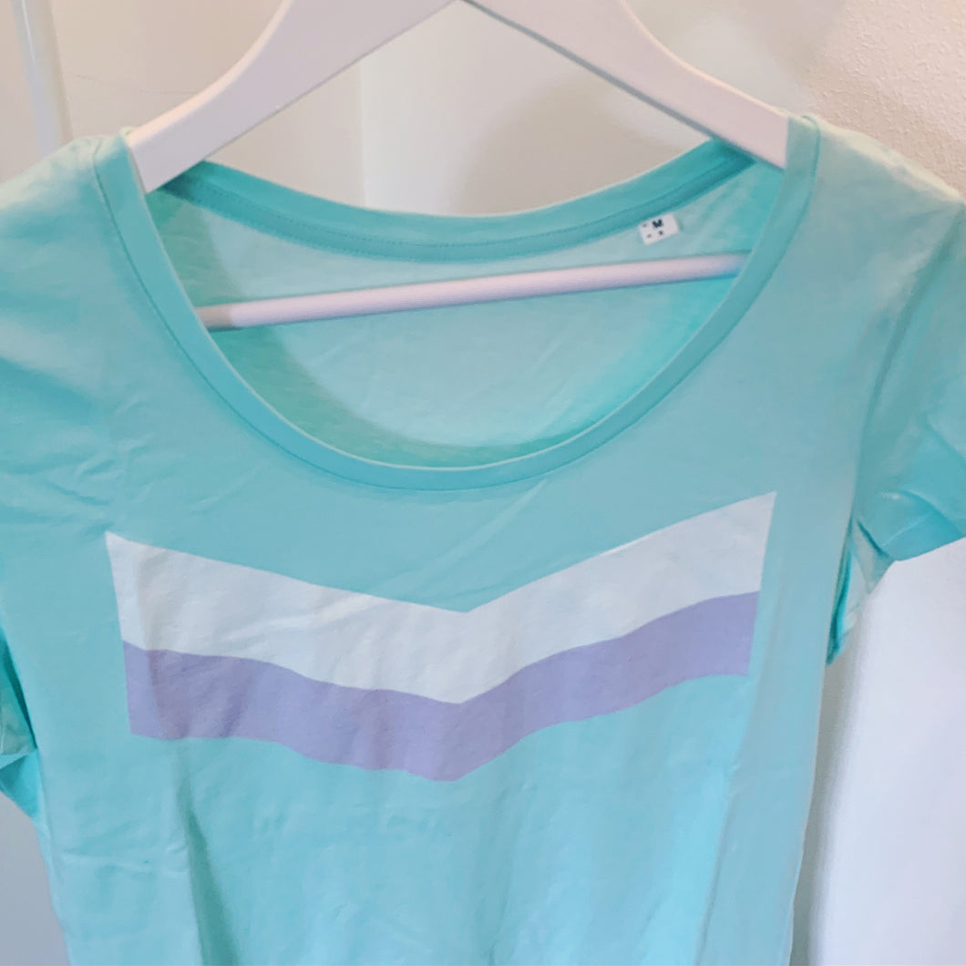 Lilac & white chevron on aqua tee (size m, uk 12)
