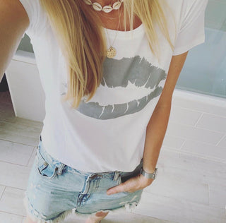 Grey lips white tee *just 2 extra large left*