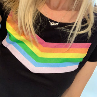 Rainbow chevron on black tee (medium size 12)
