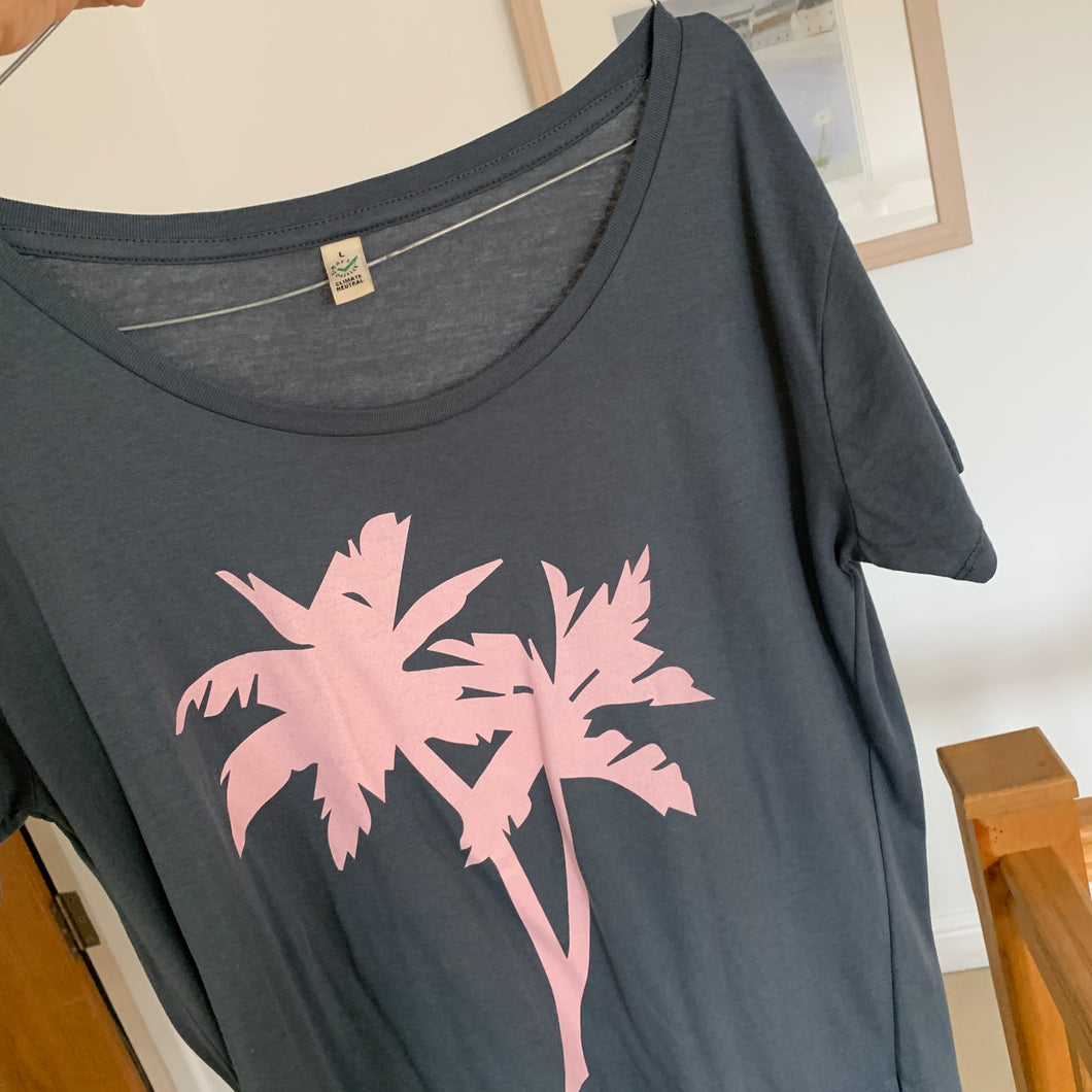 Grey palm trees on a grey tee (size large UK 14)